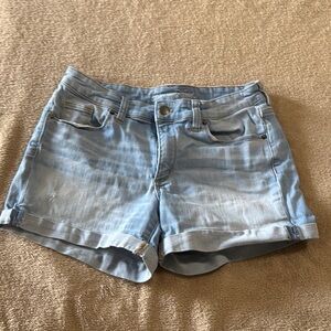 Universal Thread‎ Light Wash Jean Shorts